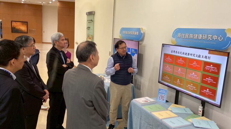 LINE_ALBUM_國衛院30周年院慶開幕式_251209_13